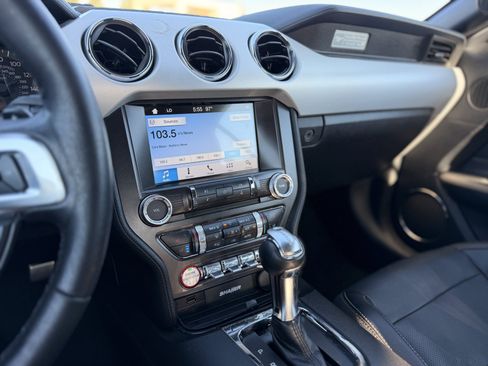 Used 2017 Ford Mustang Premium RWD image 20