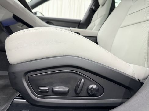 Certified 2023 Porsche Taycan 4 Cross Turismo image 31