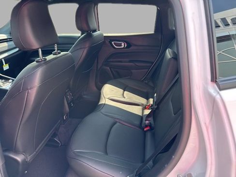 New 2025 Jeep Compass Limited w/ High Altitude Package image 11