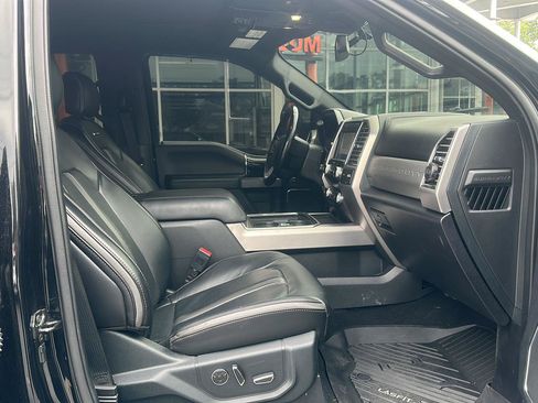 Used 2020 Ford F350 Platinum AWD/4WD image 8