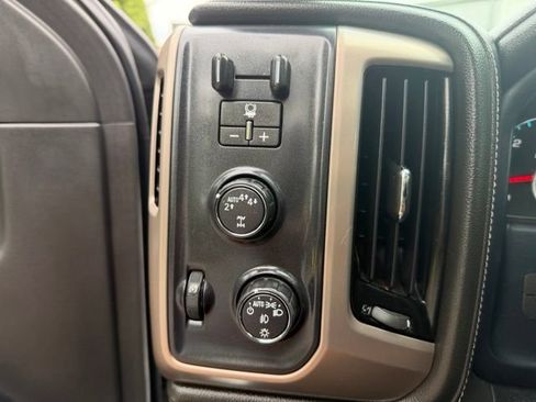 Used 2017 GMC Sierra 1500 Denali w/ Denali Ultimate Package AWD/4WD image 25