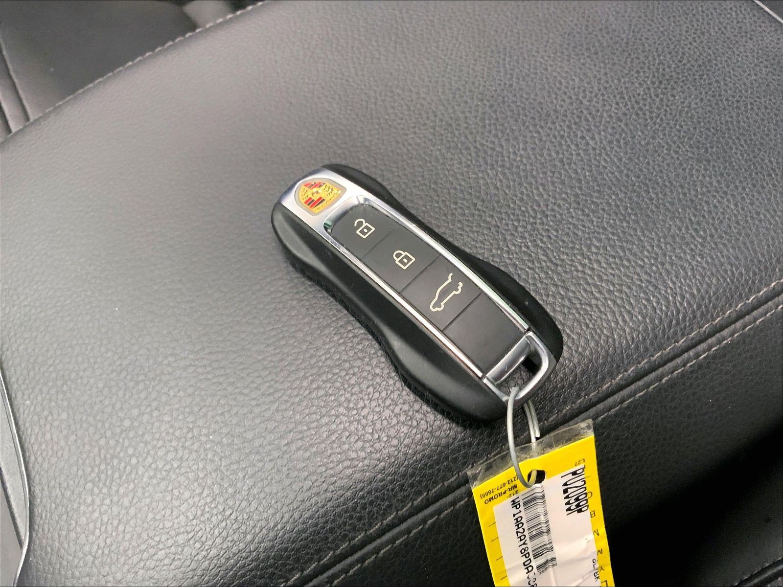 Certified 2023 Porsche Cayenne Platinum Edition AWD/4WD image 21