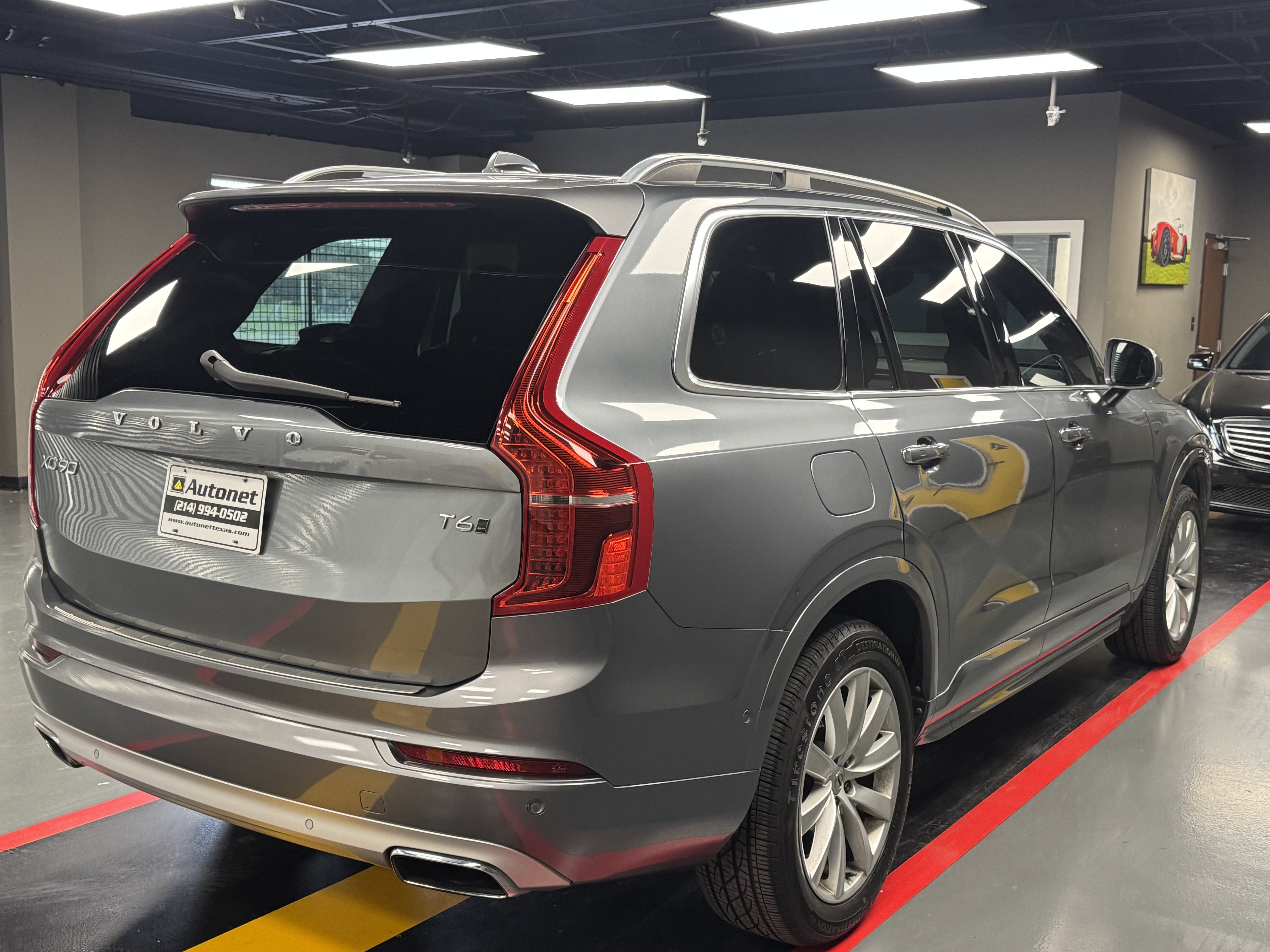 Used 2017 Volvo XC90 T6 Momentum w/ Vision Package AWD/4WD image 6
