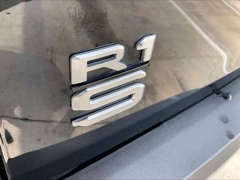 Used 2026 Rivian R1S Adventure AWD/4WD image 30