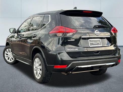 Used 2018 Nissan Rogue S AWD/4WD image 31