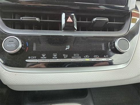 Used 2024 Toyota Corolla LE image 18