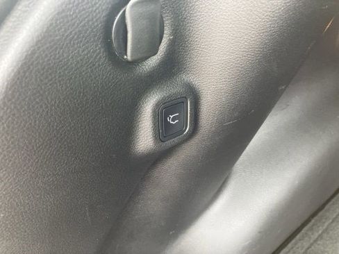 Certified 2021 Jeep Compass Latitude image 23