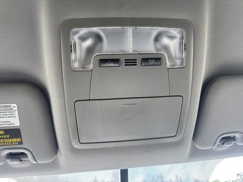 Used 2016 Toyota Highlander Plus AWD/4WD image 26