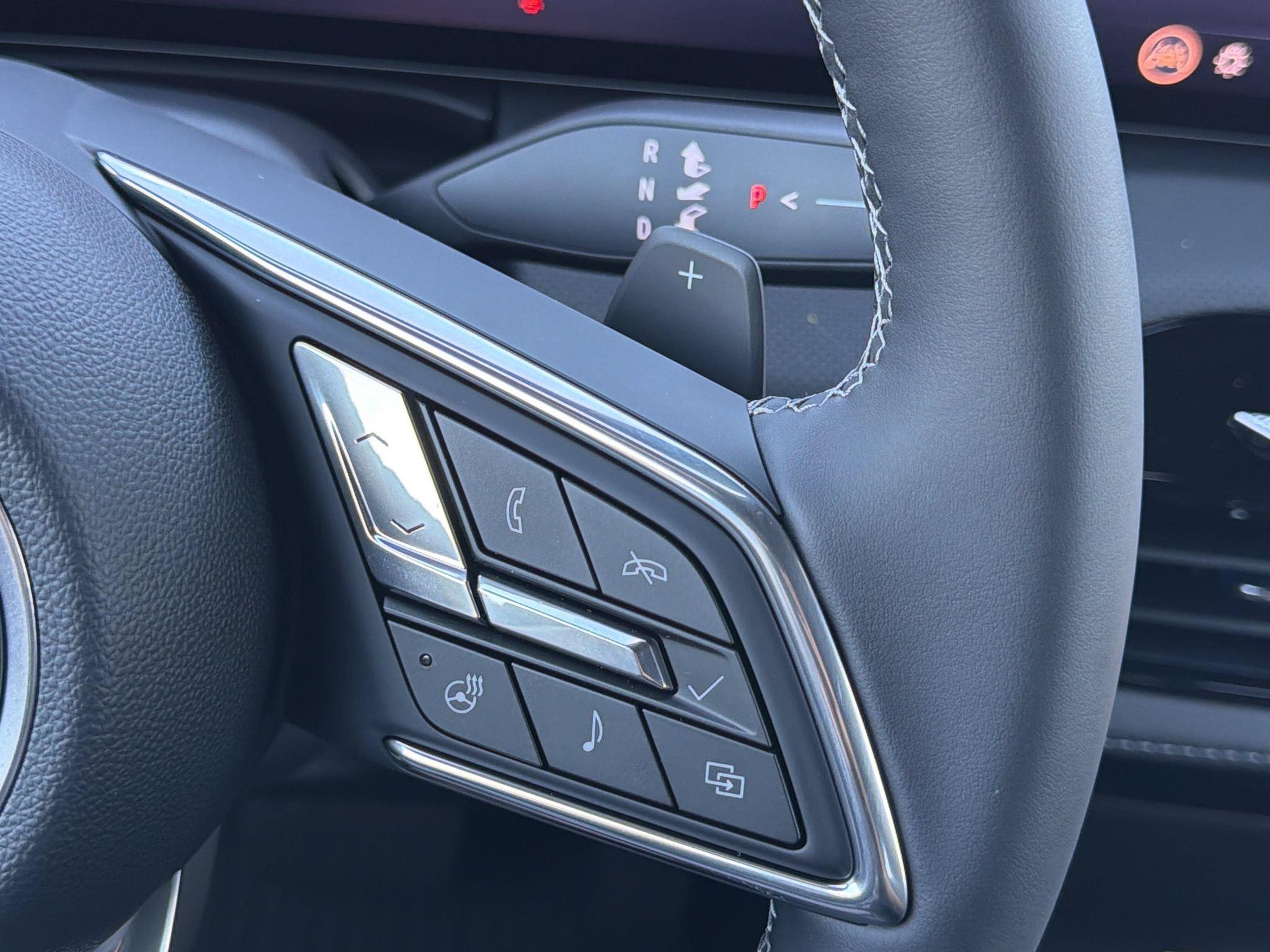 New 2027 Buick Enclave Preferred w/ LPO, Floor Liner Package FWD image 9