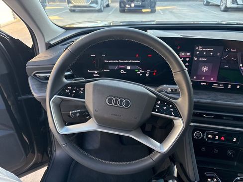 Certified 2025 Audi Q5 Premium Plus w/ Premium Plus image 21