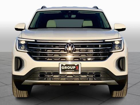 New 2026 Volkswagen Atlas SE FWD image 3
