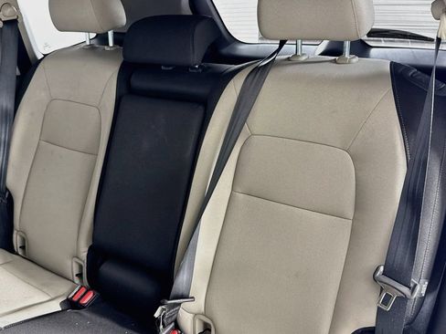 Used 2023 Honda CR-V LX image 10
