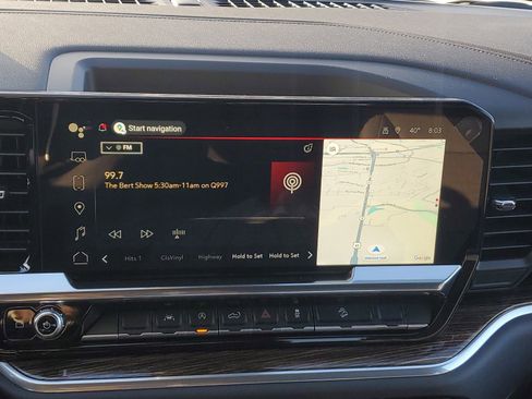 New 2025 GMC Sierra 1500 Elevation image 27