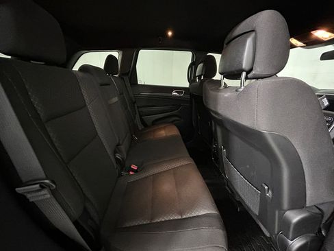 Used 2021 Jeep Grand Cherokee Laredo RWD image 17