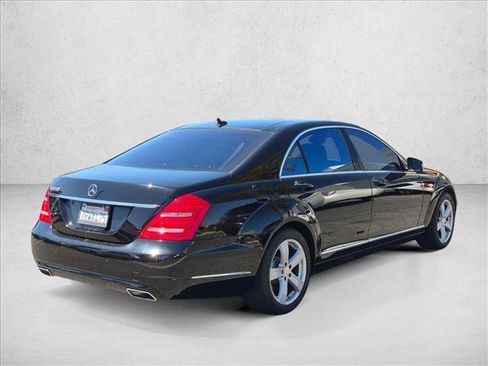 Used 2011 Mercedes-Benz S 550 image 5