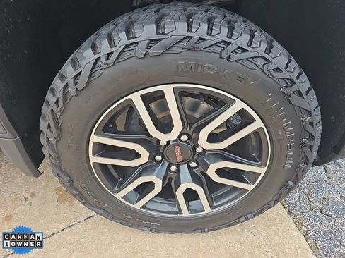 Used 2020 GMC Sierra 1500 AT4 w/ AT4 Premium Package AWD/4WD image 3