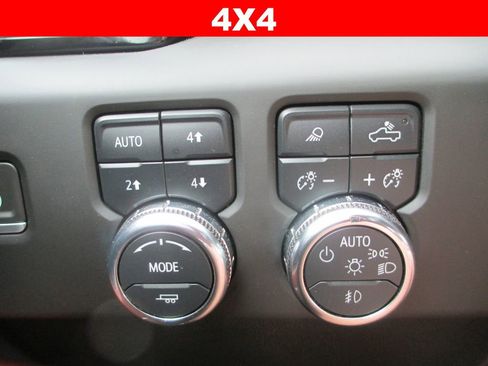 Used 2024 GMC Sierra 2500 Denali Ultimate image 33