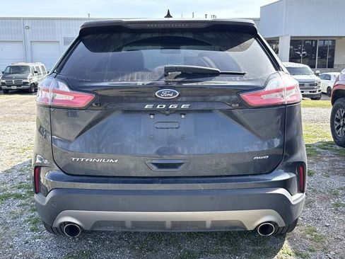 Used 2022 Ford Edge Titanium image 6