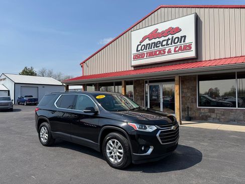 Used 2021 Chevrolet Traverse LT image 1