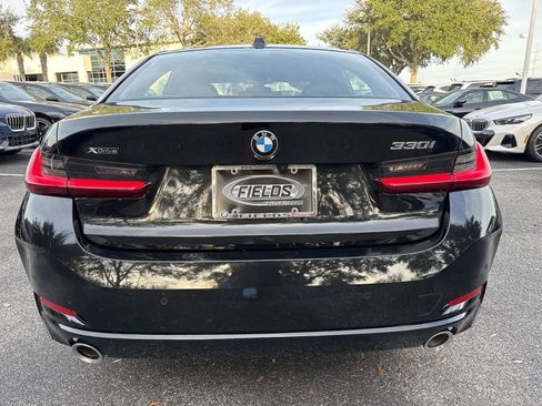 Certified 2025 BMW 330i xDrive Sedan w/ Convenience Package image 5