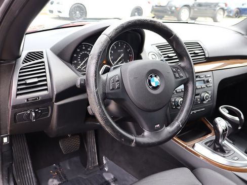 Used 2011 BMW 135i Convertible image 24