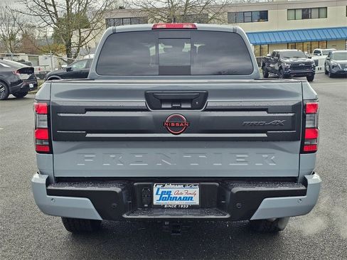 Used 2025 Nissan Frontier PRO-4X w/ Pro Premium Package image 6