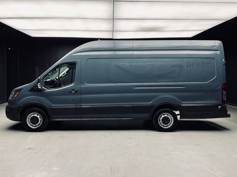Used 2020 Ford Transit 250 148 High Roof Extended RWD image 4