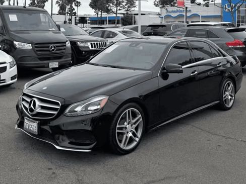 Used 2014 Mercedes-Benz E 350 Sedan image 3