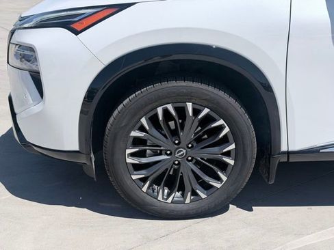 Certified 2024 Nissan Rogue Platinum image 38