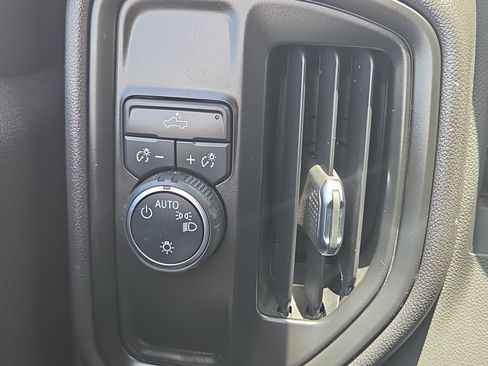 Used 2025 Chevrolet Silverado 1500 Custom w/ Turbomax Blackout Package RWD image 35