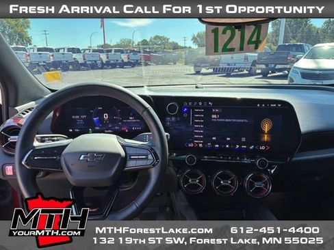 Used 2024 Chevrolet Blazer EV RS AWD/4WD image 12