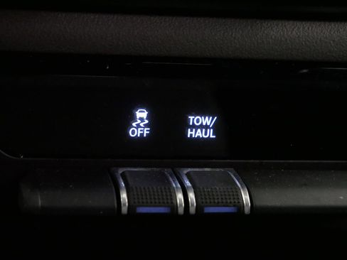 Certified 2022 RAM 1500 Big Horn image 33