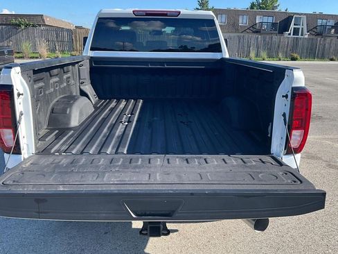 Used 2025 GMC Sierra 2500 SLE AWD/4WD image 4