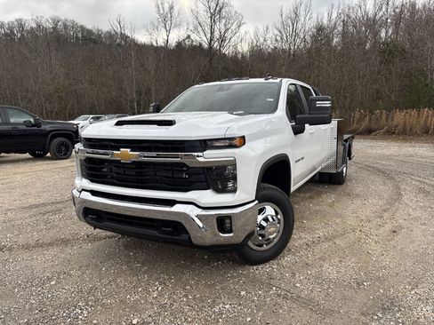 New 2026 Chevrolet Silverado 3500 LT w/ Convenience Package image 10