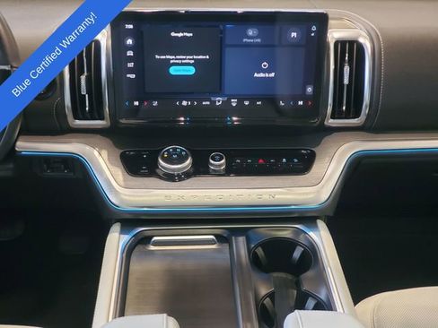 Certified 2025 Ford Expedition Platinum image 29