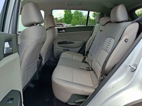 Used 2017 Kia Sportage LX w/ LX Popular Package AWD/4WD image 14