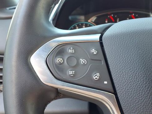 Used 2023 Chevrolet Traverse LT AWD/4WD image 15