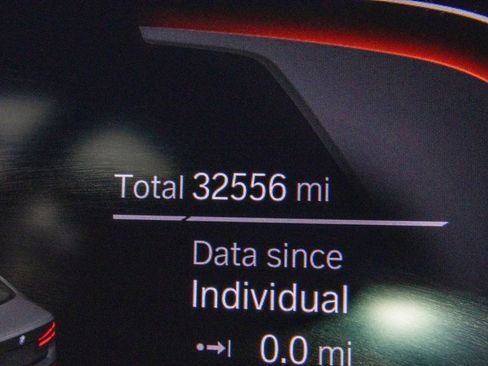 Used 2023 BMW 540i w/ Convenience Package image 20