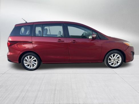 Used 2014 MAZDA MAZDA5 Sport FWD image 5