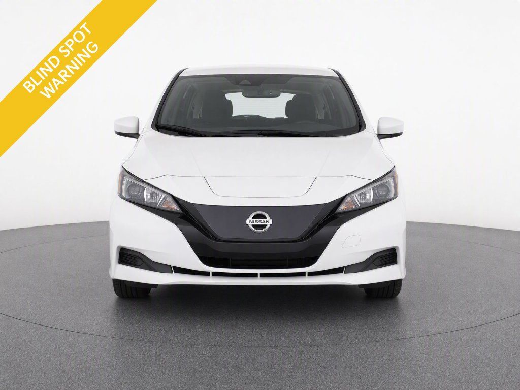 Used 2025 Nissan Leaf S FWD image 5