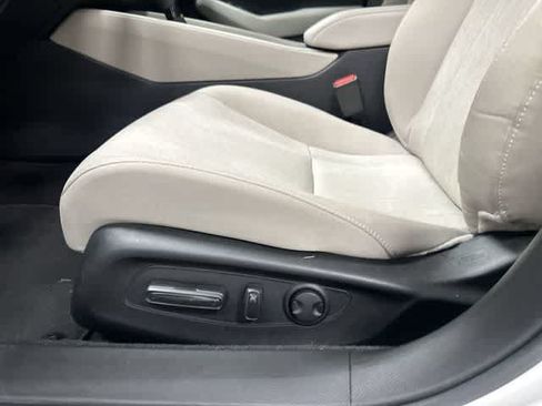 Certified 2025 Honda Accord SE image 25