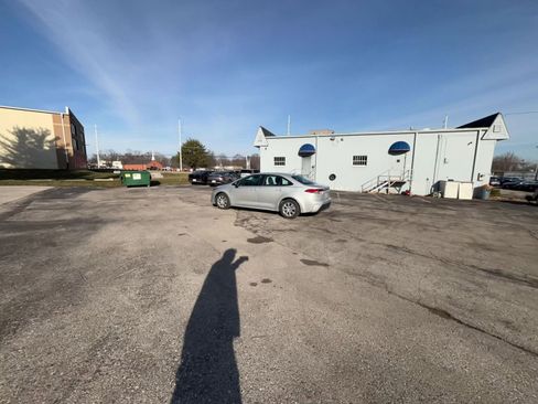 Used 2025 Toyota Corolla LE image 14