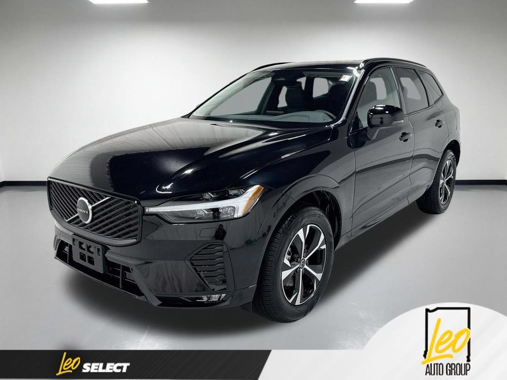 Used 2026 Volvo XC60 B5 Core AWD/4WD image 1