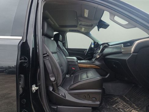 Used 2019 GMC Yukon Denali w/ Denali Ultimate Package image 13