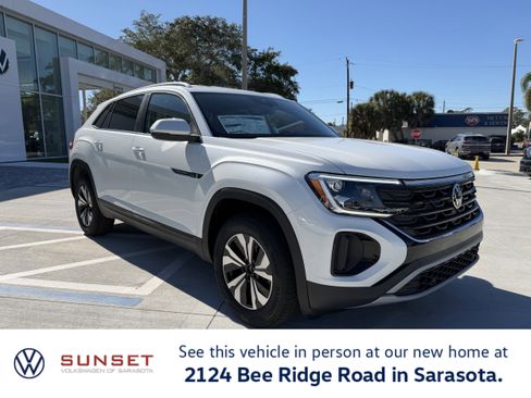 New 2026 Volkswagen Atlas Cross Sport SE image 1