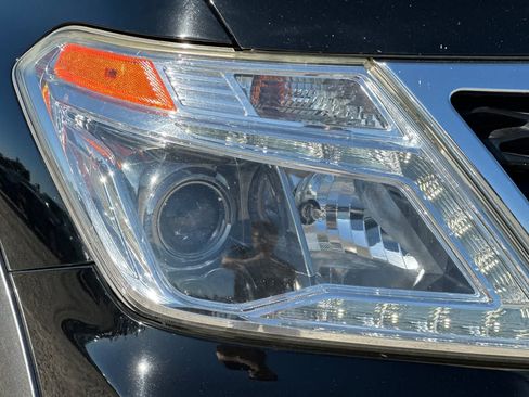 Used 2019 Nissan Armada SL w/ Premium Package RWD image 35