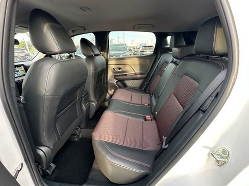 Certified 2025 Nissan Kicks SR AWD/4WD image 28