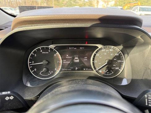 Used 2023 Nissan Rogue S image 16