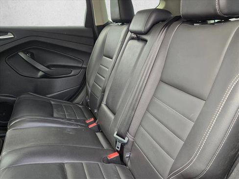 Used 2016 Ford Escape Titanium image 10