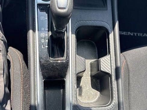 Used 2022 Nissan Sentra SR FWD image 12